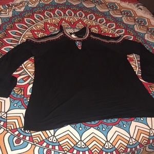 Maurice’s NEW cold shoulder tribal trim top XL